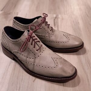 Men's Classic Tan Brogue Shoes